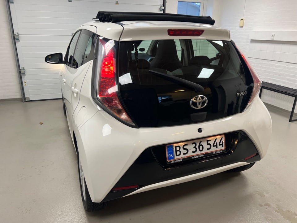Toyota Aygo 1,0 VVT-i x-sky 5d