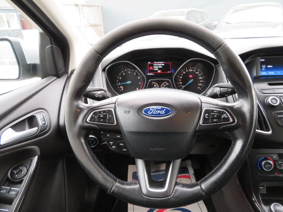 Ford Focus 1,0 SCTi 100 Titanium stc. 5d