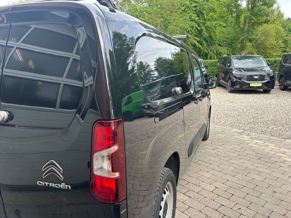 Citroën Berlingo 1,5 BlueHDi 100 L2 ProffLine Van