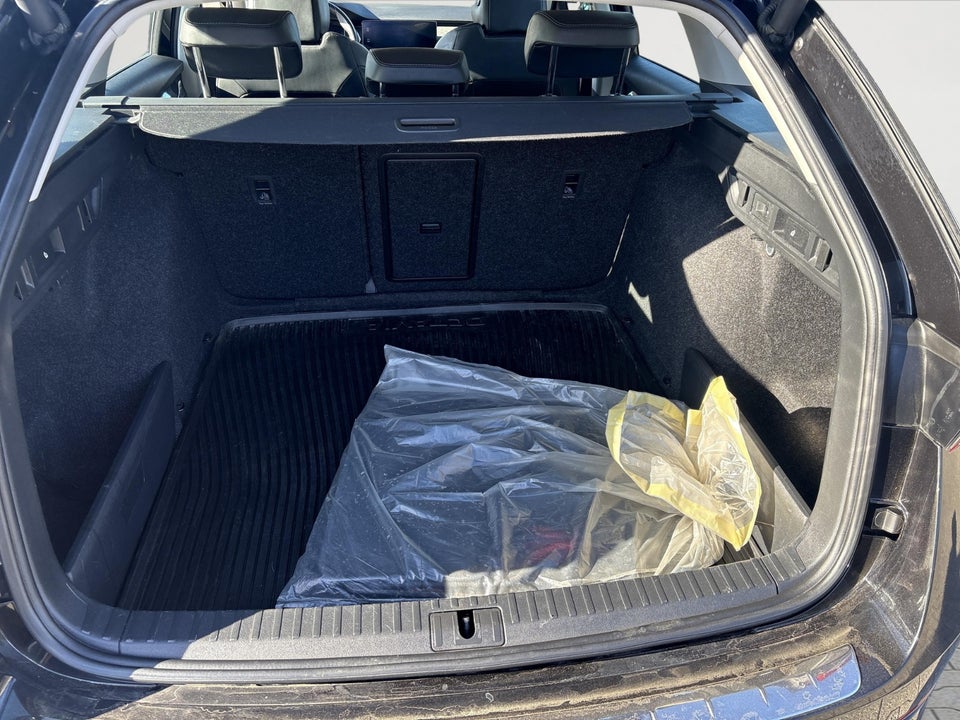 Skoda Octavia 2,0 TDi 150 Business Executive Combi DSG 5d