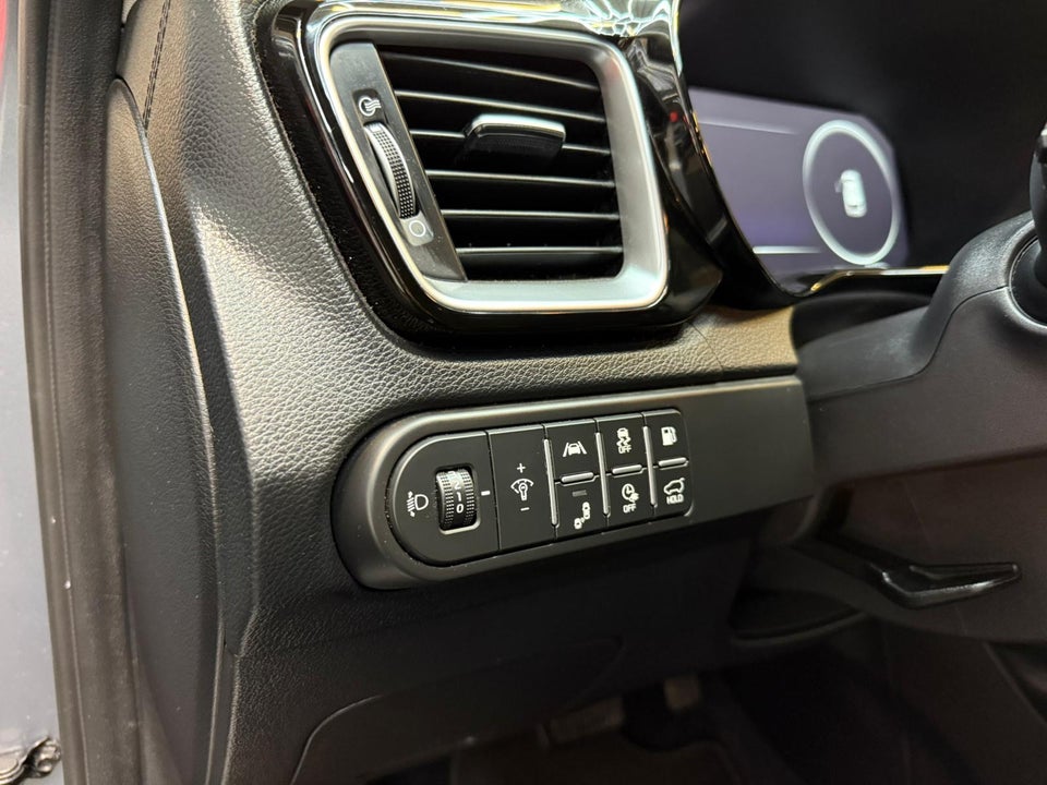 Kia Ceed 1,6 PHEV Upgrade Premium SW DCT 5d