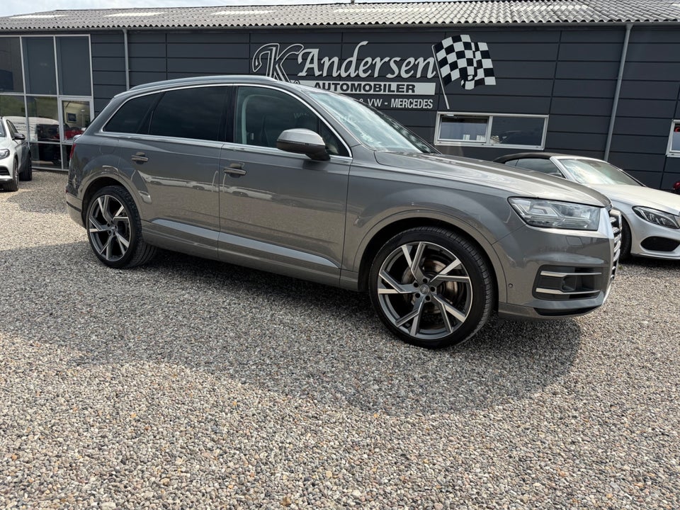 Audi Q7 3,0 TDi 272 quattro Tiptr. 5d