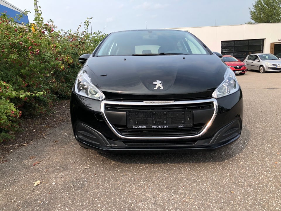 Peugeot 208 1,2 VTi 82 Envy+ 5d