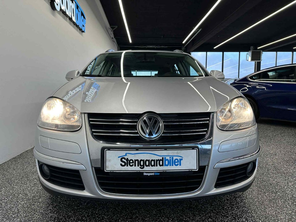 VW Golf V 1,6 Trendline Variant 5d