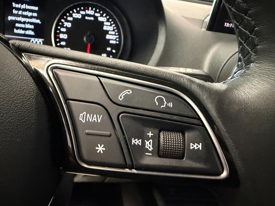 Audi Q2 35 TFSi Prestige S-tr. 5d