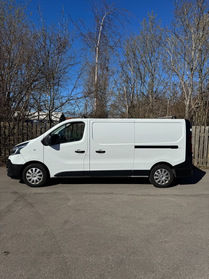 Renault Trafic T29 2,0 dCi 120 L2H1