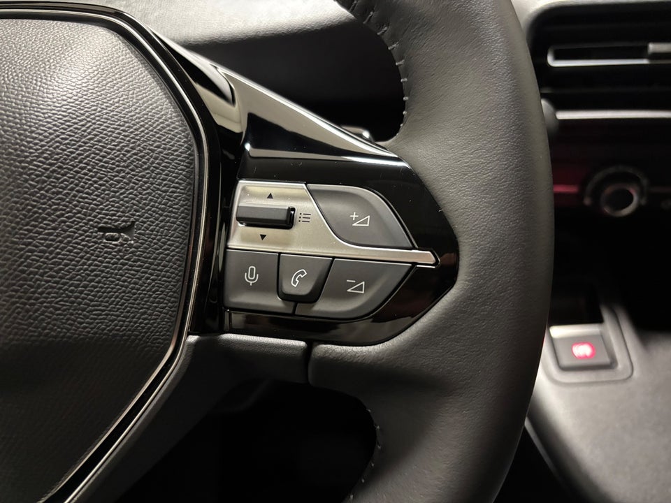 Peugeot Partner 1,5 BlueHDi 130 L2V2 Plus EAT8 Van