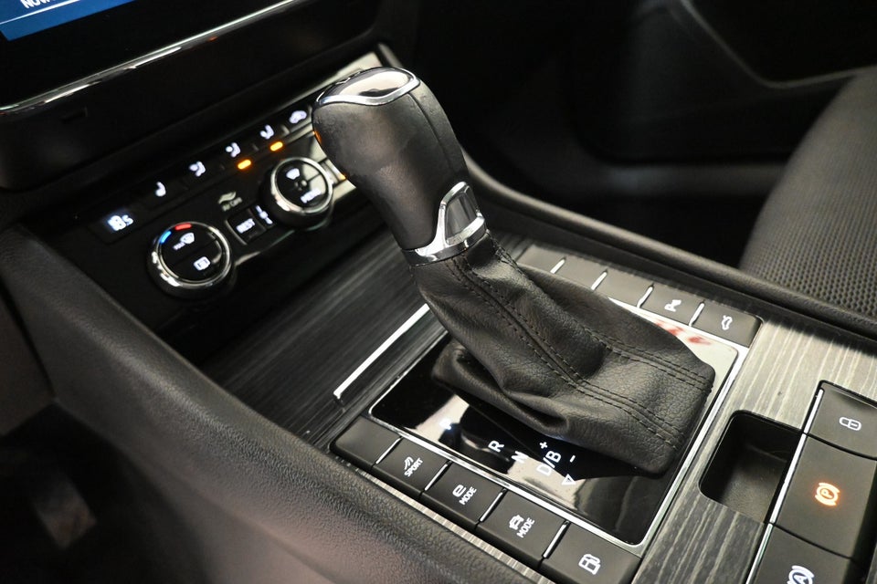 Skoda Superb 1,4 TSi iV Plus Combi DSG 5d