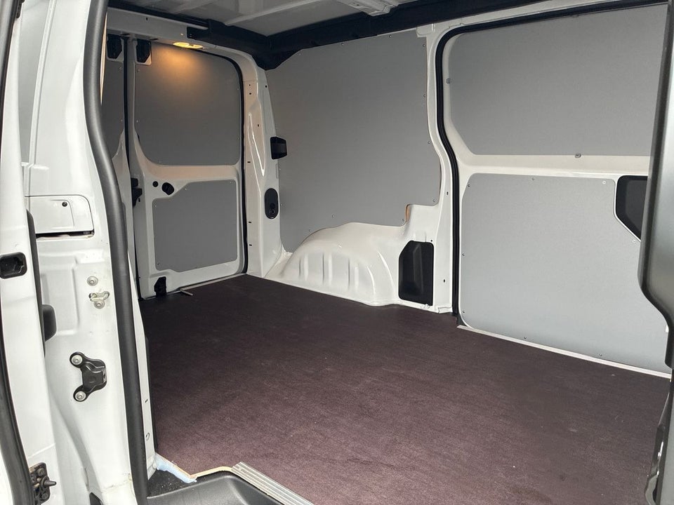 Peugeot Expert 2,0 BlueHDi 144 L2 Premium Van