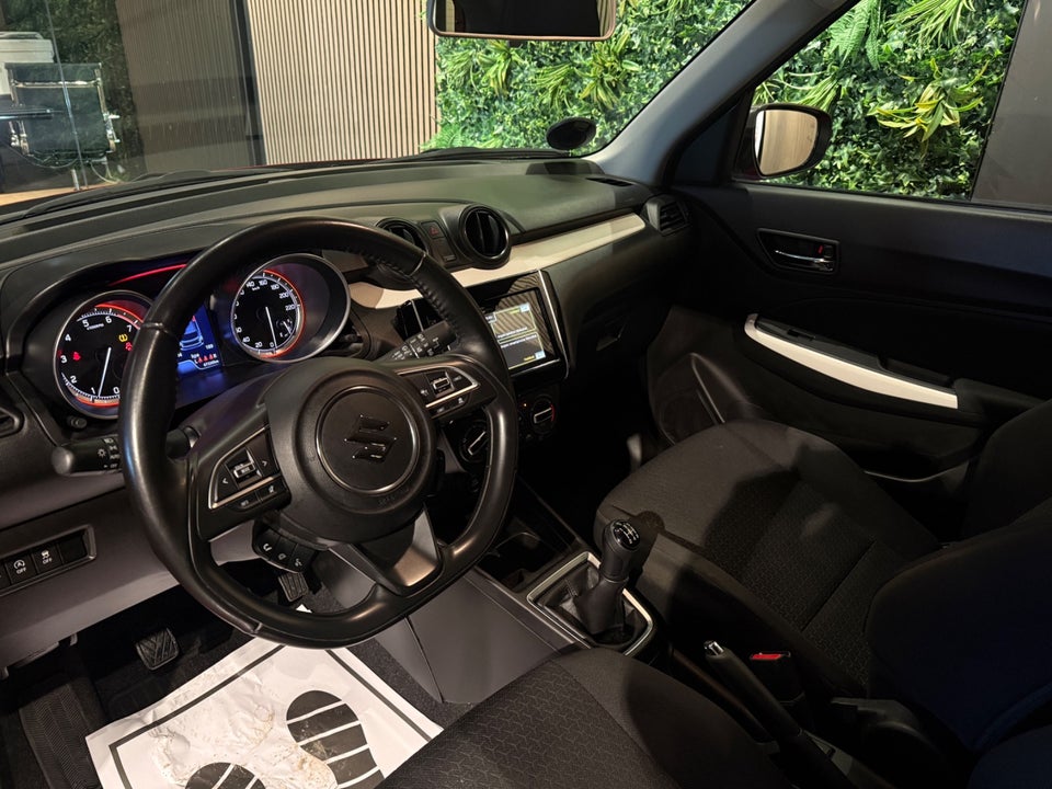 Suzuki Swift 1,2 Dualjet mHybrid Action 5d