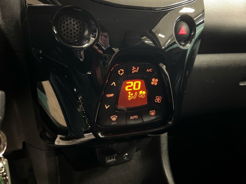 Citroën C1 1,0 VTi SportLine 5d