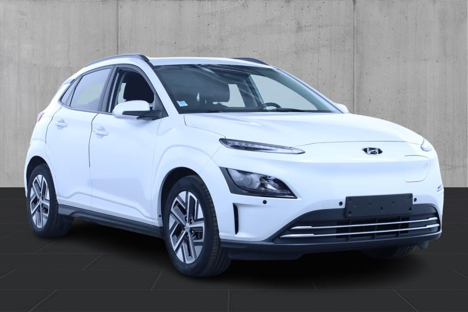 Hyundai Kona 64 EV Business 5d
