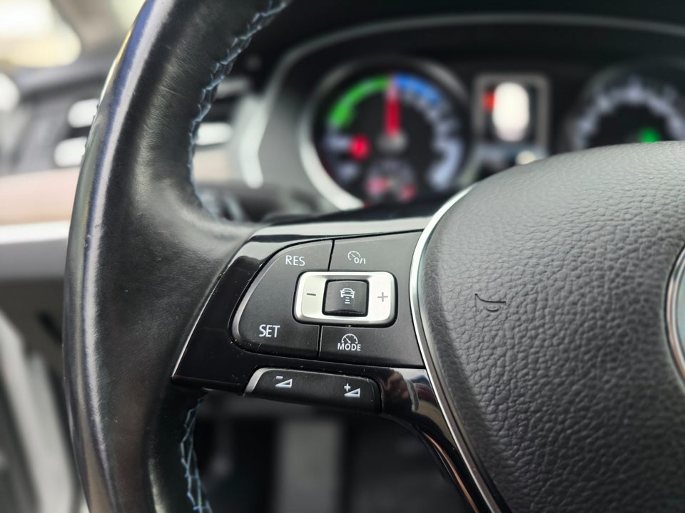 VW Passat 1,4 GTE Variant DSG 5d