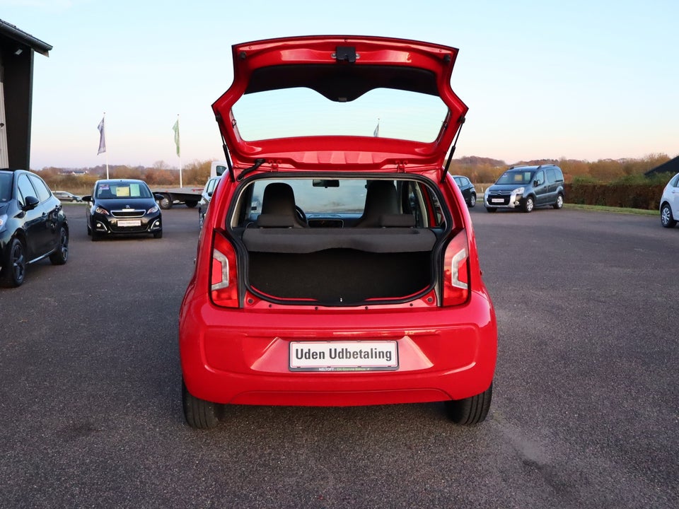 VW Up! 1,0 60 Groove Up! BMT 5d