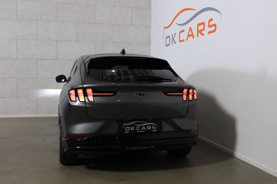 Ford Mustang Mach-E 98 Premium Extended Range 5d