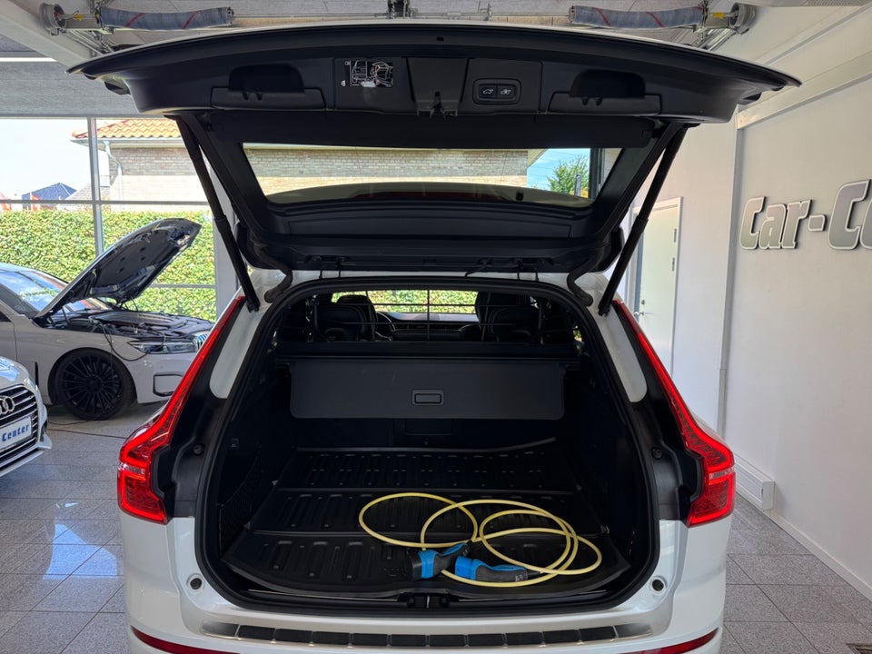 Volvo XC60 2,0 T8 407 R-Design aut. AWD 5d