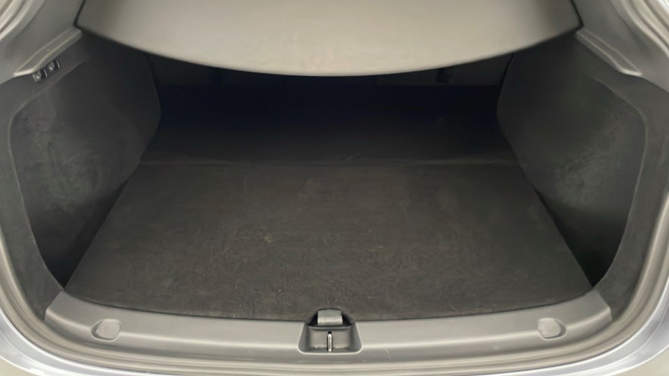 Tesla Model Y Performance AWD 5d