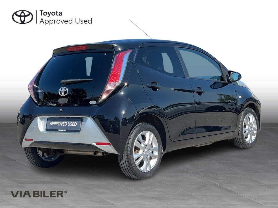 Toyota Aygo 1,0 VVT-i x-cellence 5d