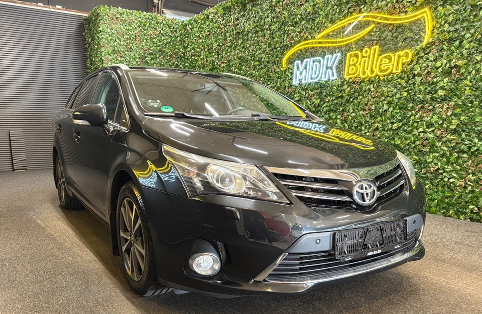 Toyota Avensis 2,2 D-CAT 150 T2 Premium stc. aut. 5d