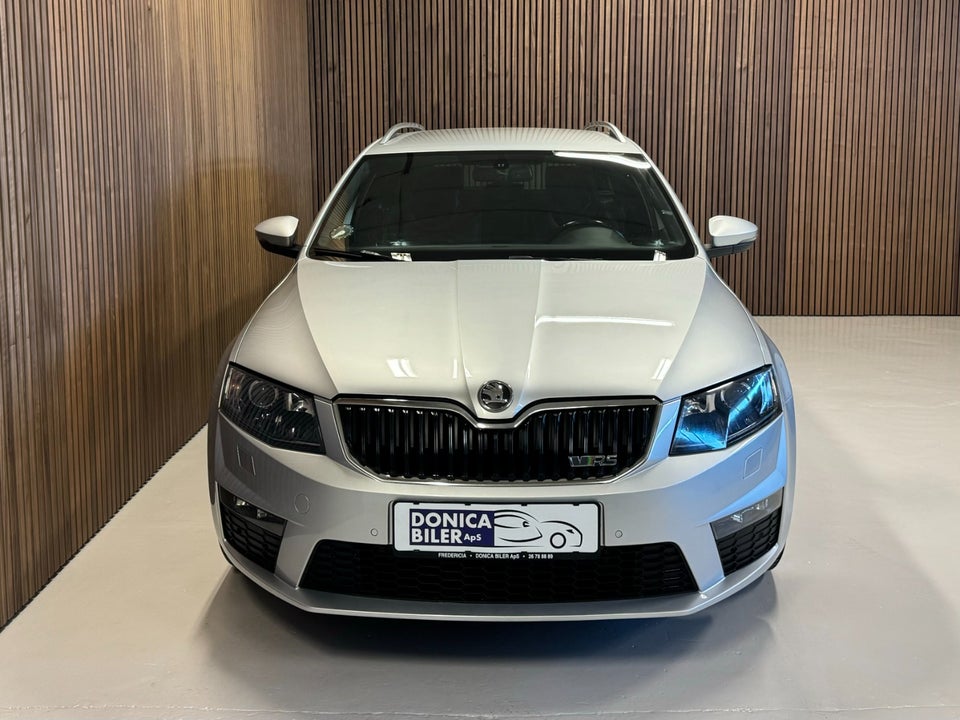 Skoda Octavia 2,0 TDi 184 RS Combi DSG 5d