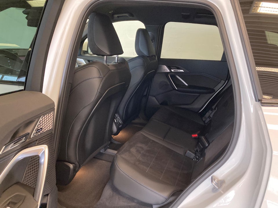 BMW iX1 xDrive30 Fully Charged M-Sport 5d