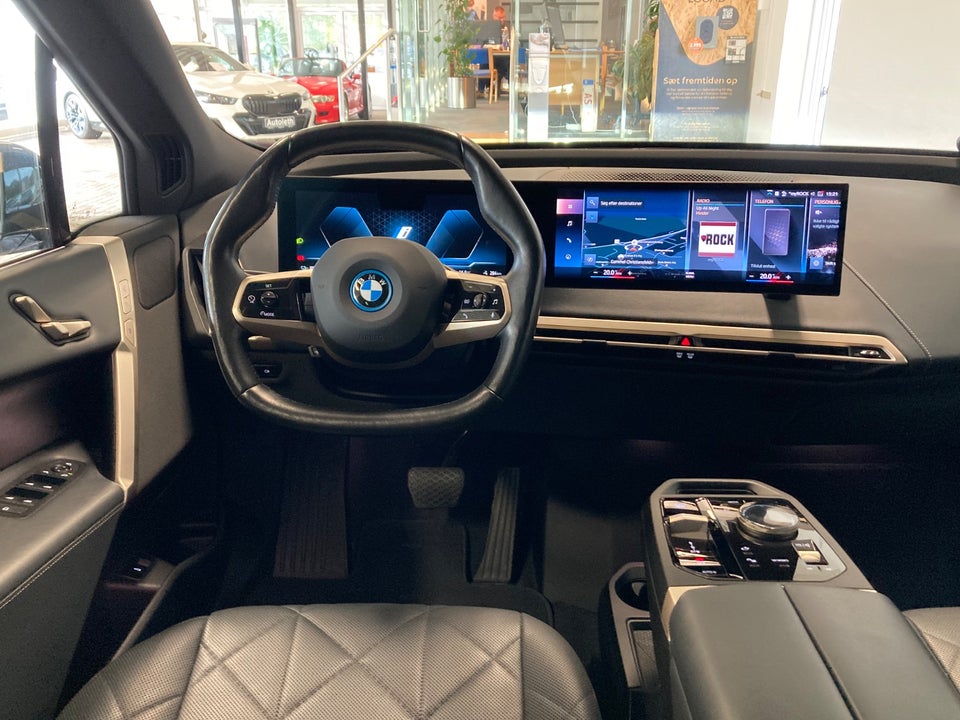 BMW iX xDrive40 Sport 5d