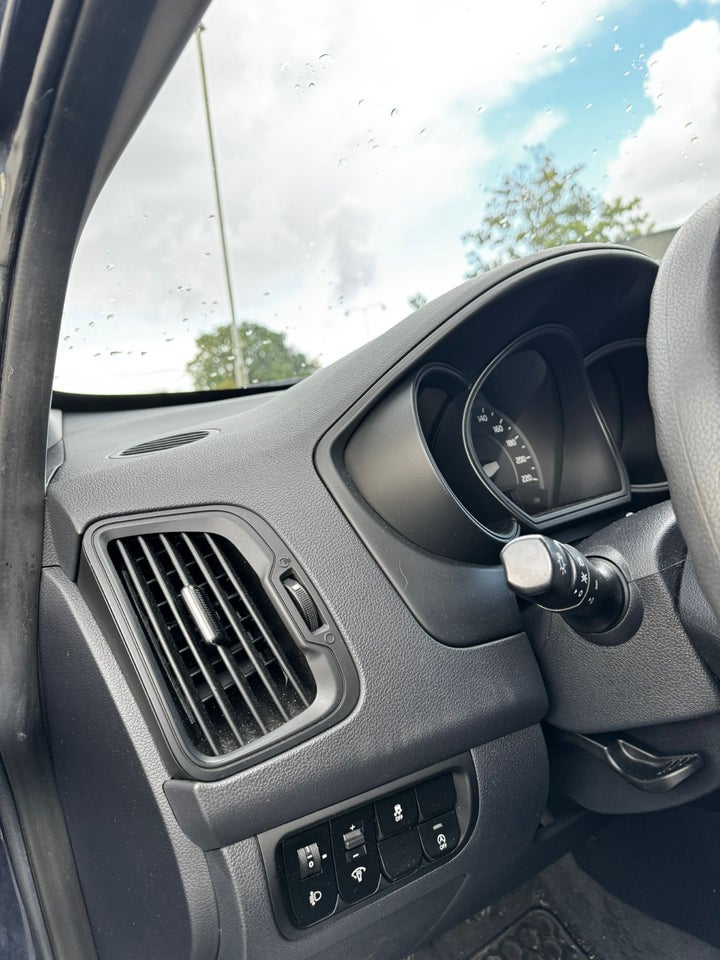 Kia Rio 1,1 CRDi 75 Active 5d