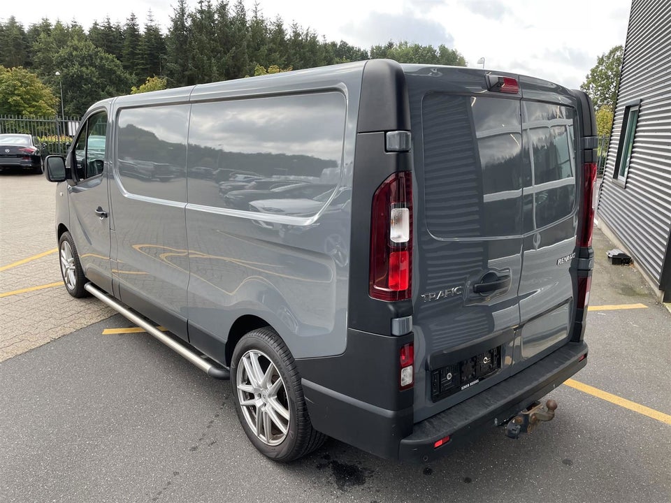 Renault Trafic T29 2,0 dCi 145 L2H1 EDC