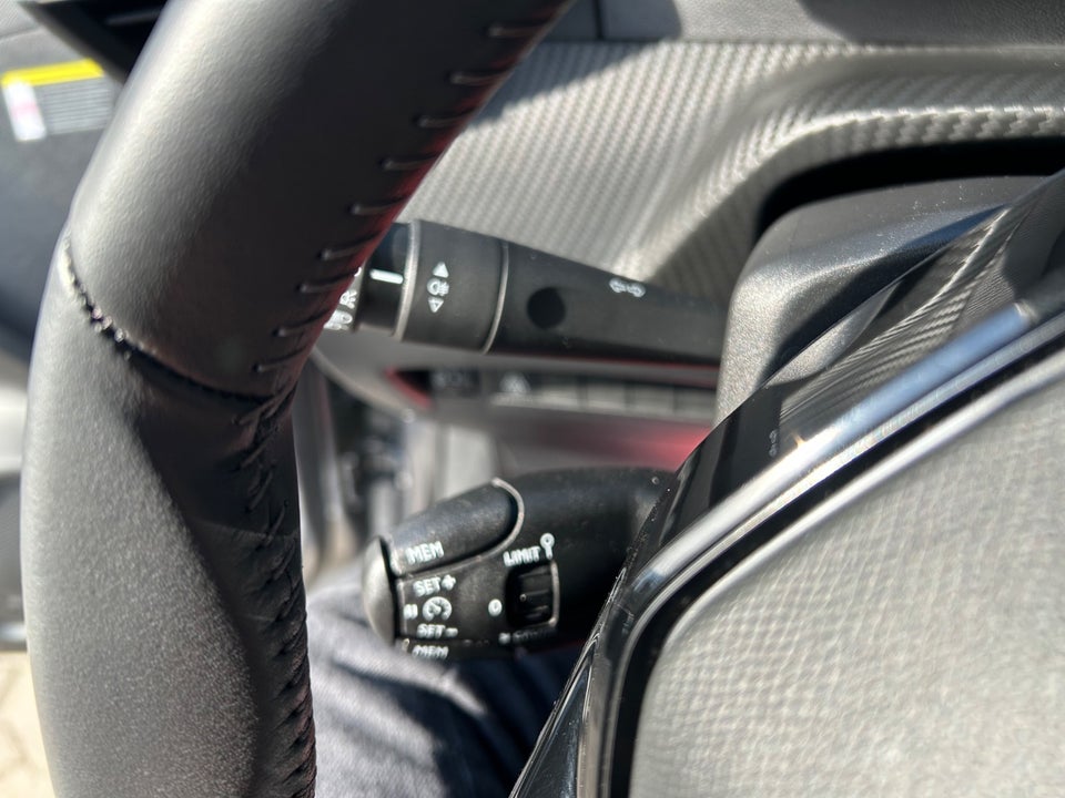 Peugeot e-208 50 Allure Pack 5d