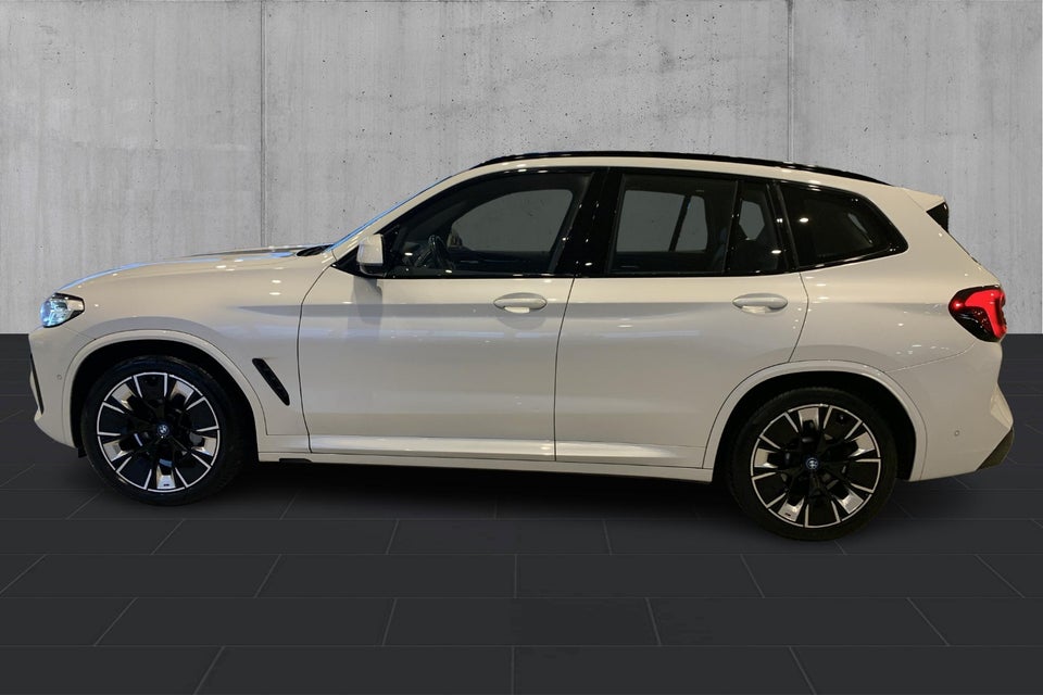 BMW iX3 Charged Plus M-Sport 5d