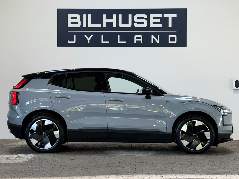 Volvo EX30 Twin Performance Ultra 5d
