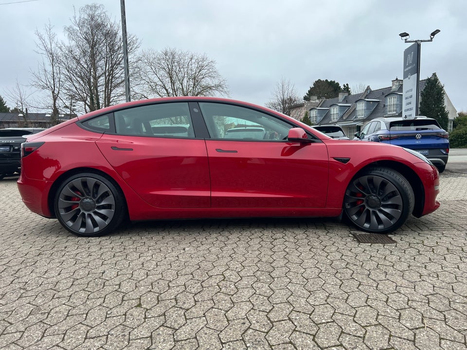 Tesla Model 3 Performance AWD 4d