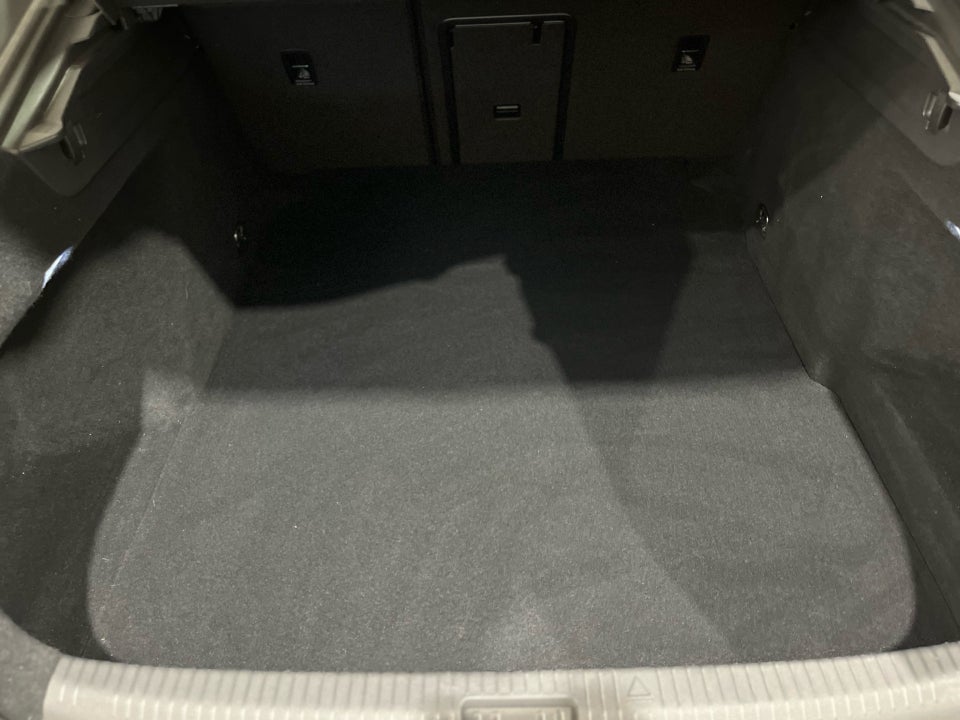 VW Arteon 2,0 TSi 190 R-line Business DSG 4d