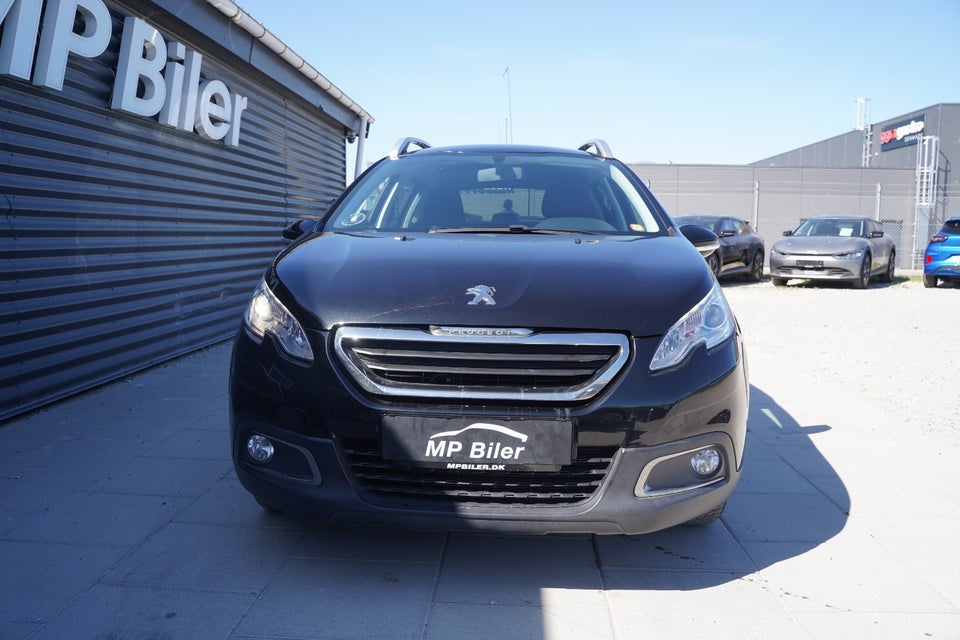 Peugeot 2008 1,2 VTi 82 Allure 5d