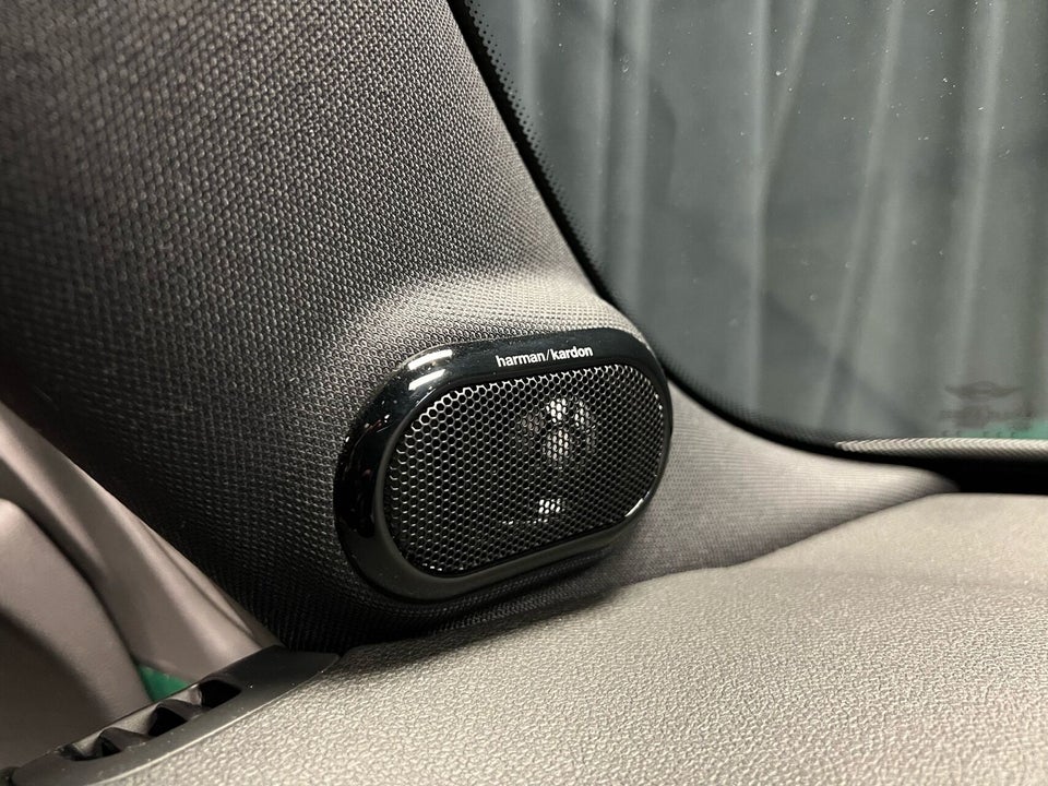 MINI Cooper SE Edition Premium Plus 3d