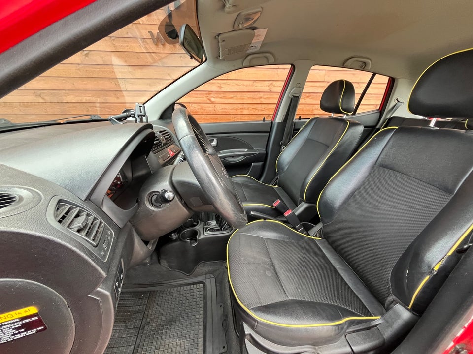 Kia Picanto 1,1 Style 5d