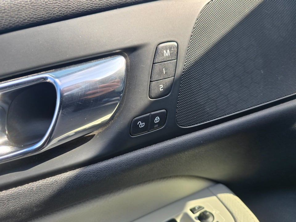 Volvo V60 2,0 D4 200 Inscription Polestar aut. 5d