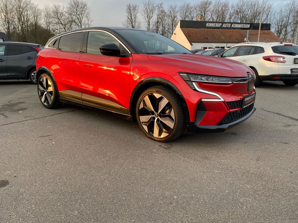 Renault Megane E-Tech 40 Techno 5d