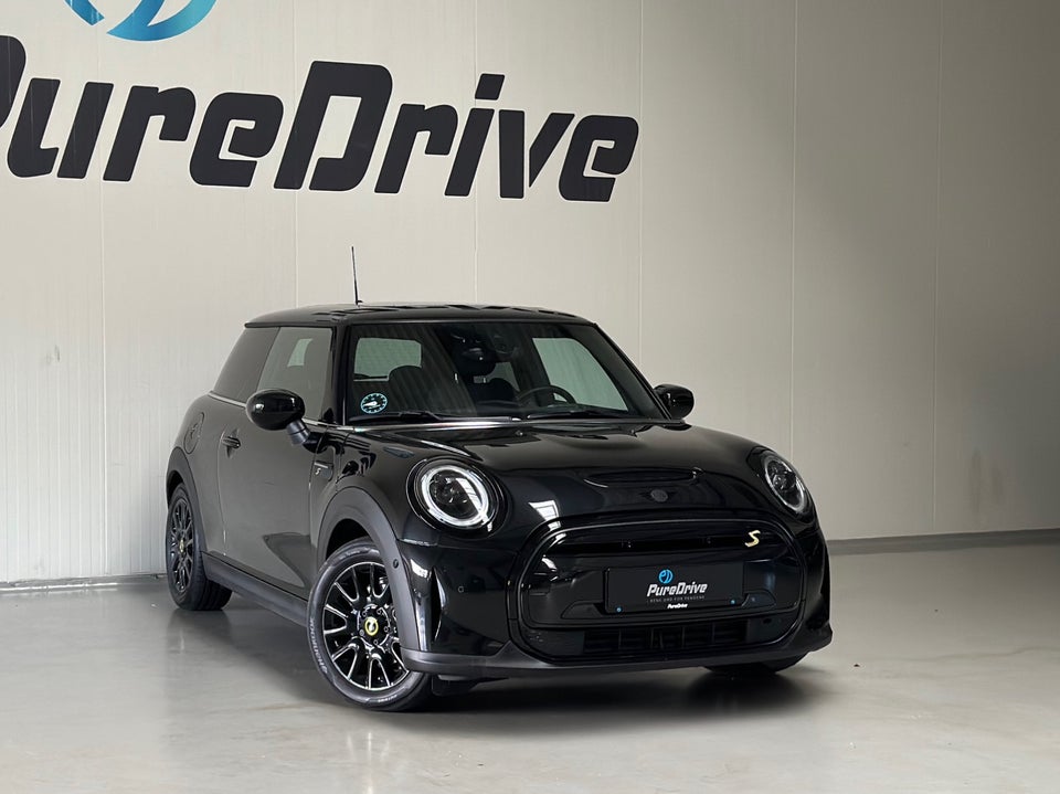 MINI Cooper SE Classic Trim 3d