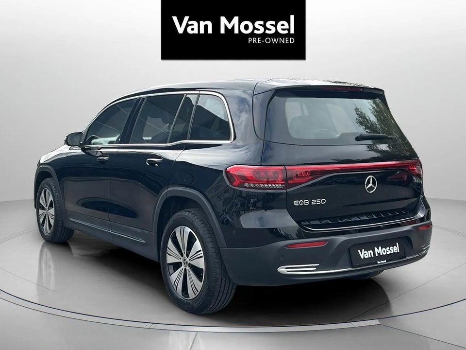 Mercedes EQB250 Progressive 7prs 5d