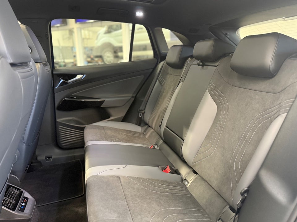 VW ID.4 77 Pro Style+ 5d