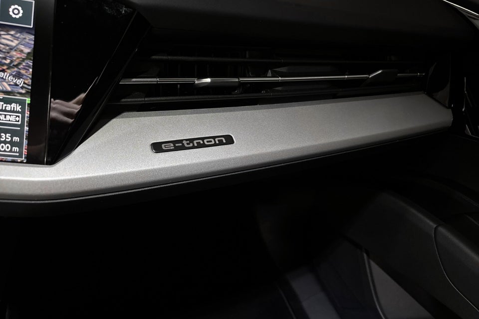 Audi Q4 e-tron 45 S-line 5d
