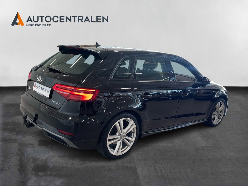 Audi A3 35 TFSi Sport Limited Sportback S-tr. 5d