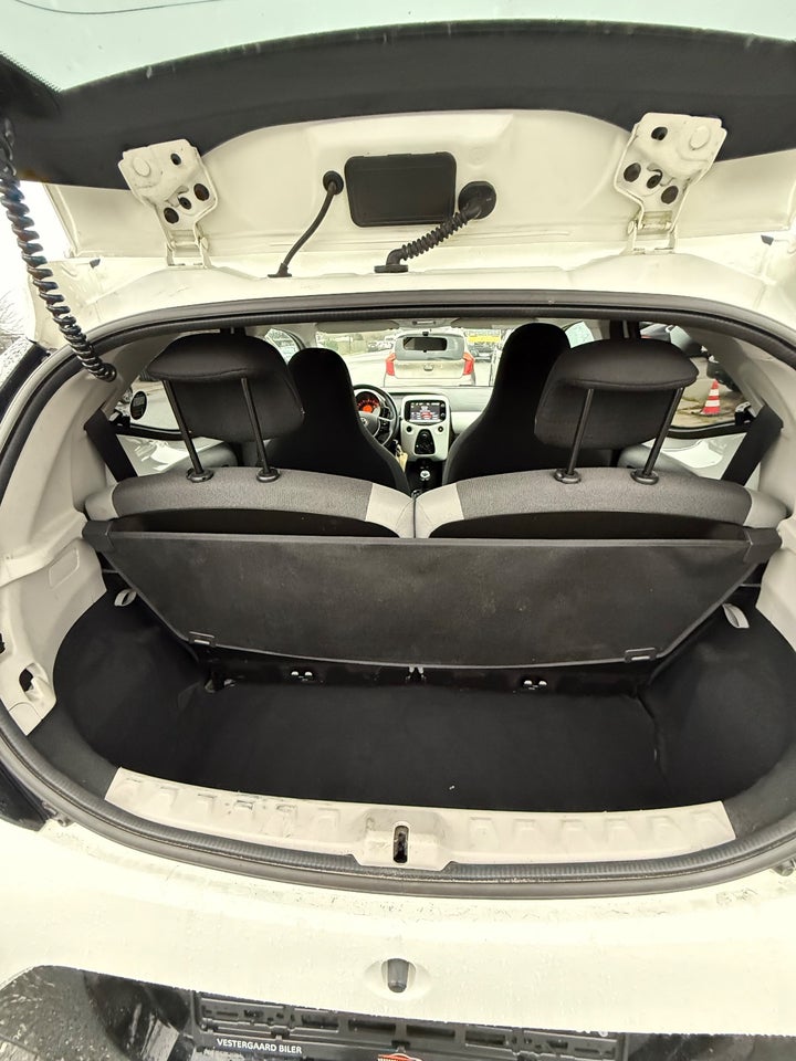 Toyota Aygo 1,0 VVT-i x-sky 5d