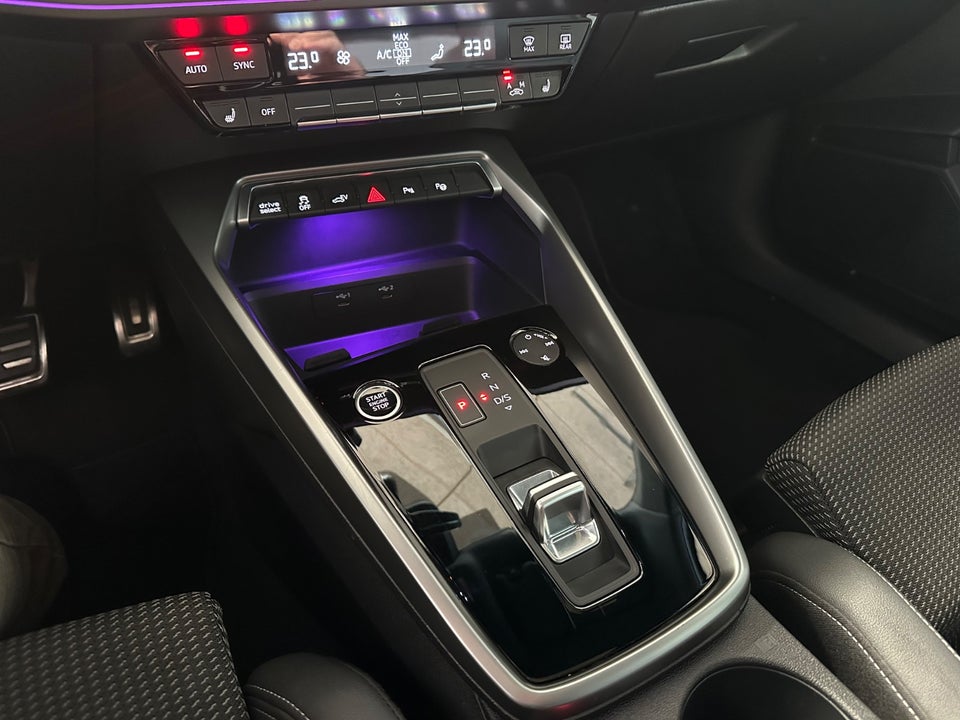 Audi A3 40 TFSi e S-line Sportback S-tr. 5d