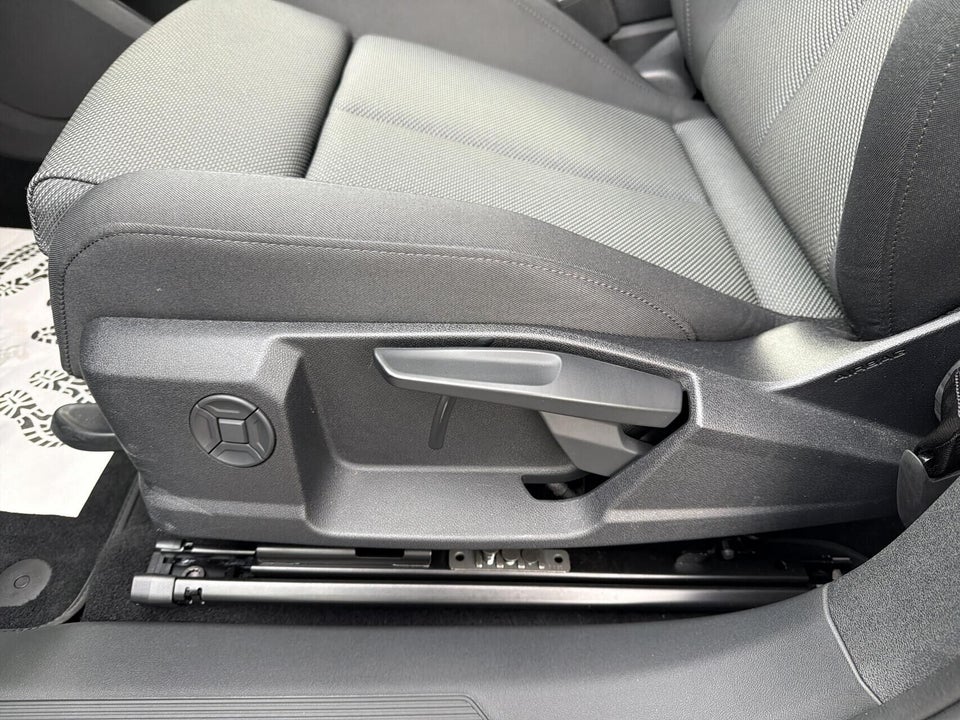 Audi Q4 e-tron 45 Progress quattro 5d