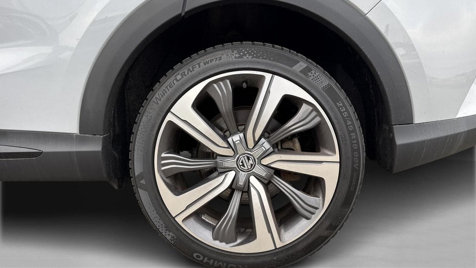 MG Marvel R Performance 5d