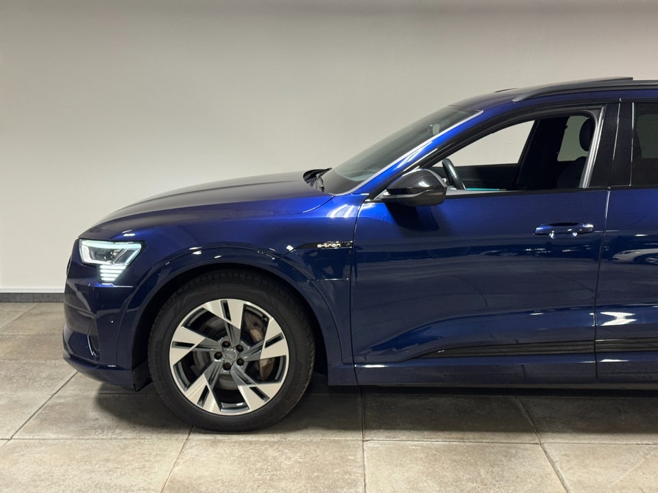 Audi e-tron 55 S-line quattro 5d