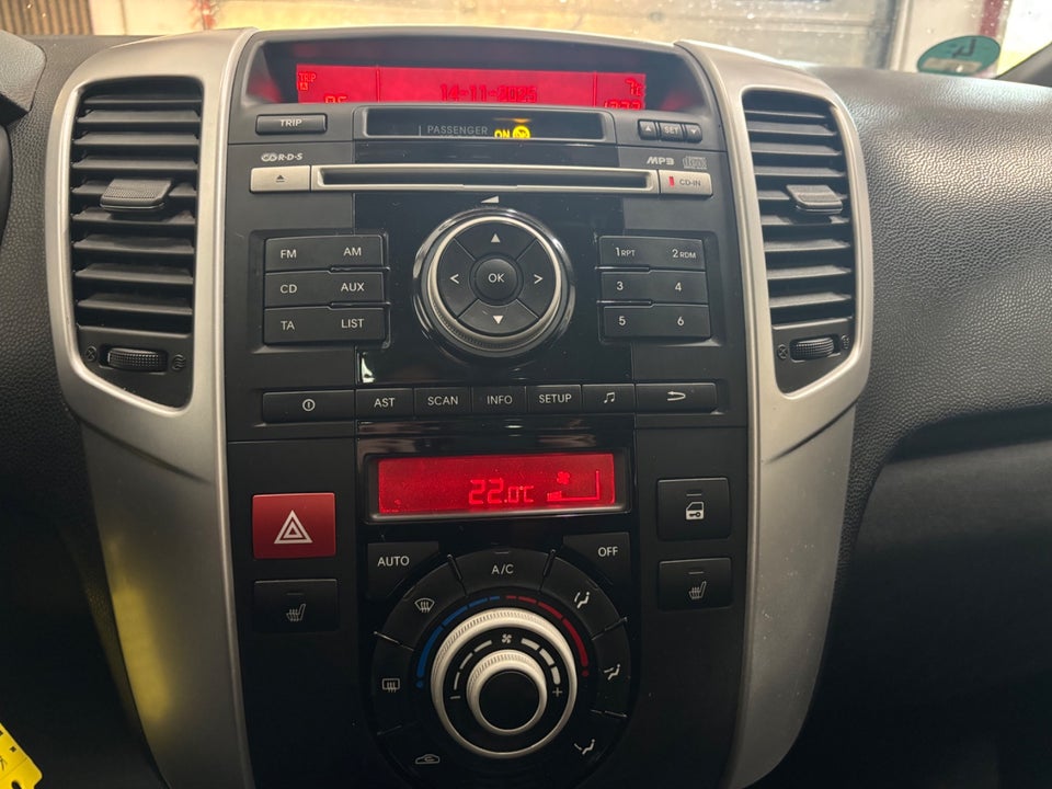 Kia Venga 1,4 CVVT Exclusive Fashion 5d