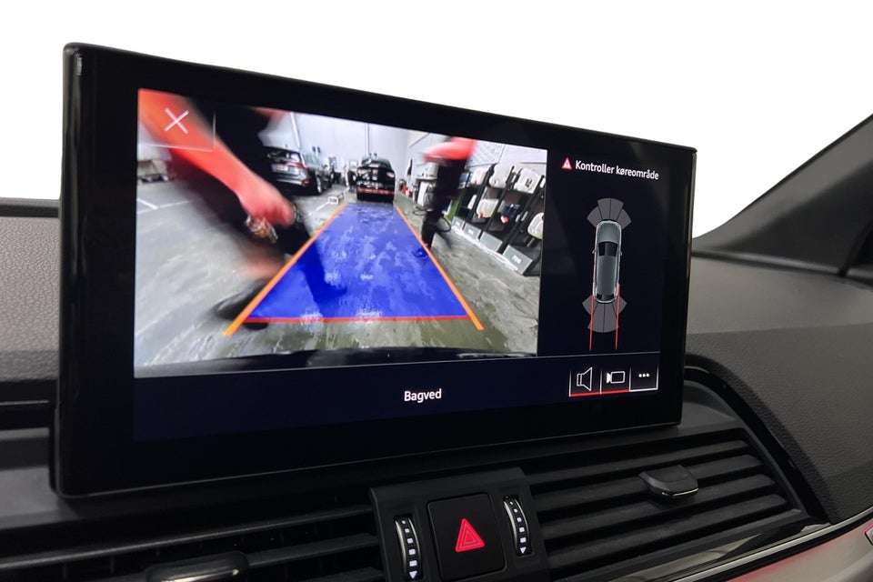 Audi Q5 50 TFSi e S-line quattro S-tr. 5d